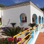 Cava Dell'isola 3*