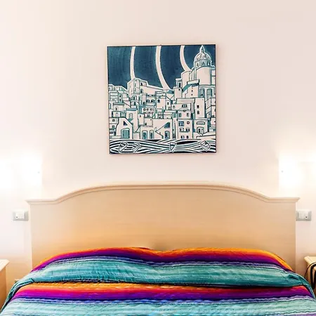 Cava Dell'isola Hotel