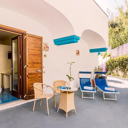 Cava Dell'isola Hotel