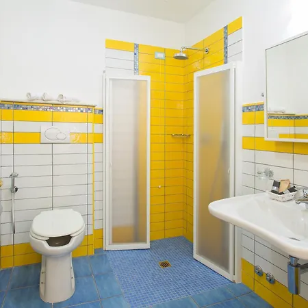 Hotel Cava Dell'isola