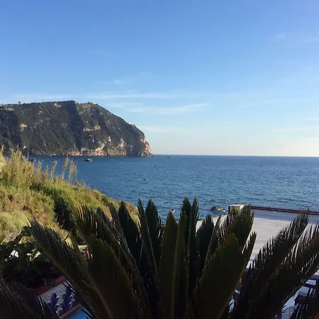Cava Dell'isola Forio di Ischia