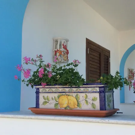 Отель Cava Dell'isola