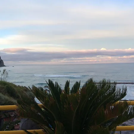 Cava Dell'isola Отель 3*