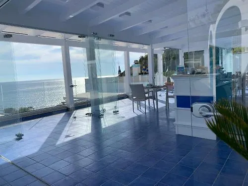 Szálloda Cava Dell'isola