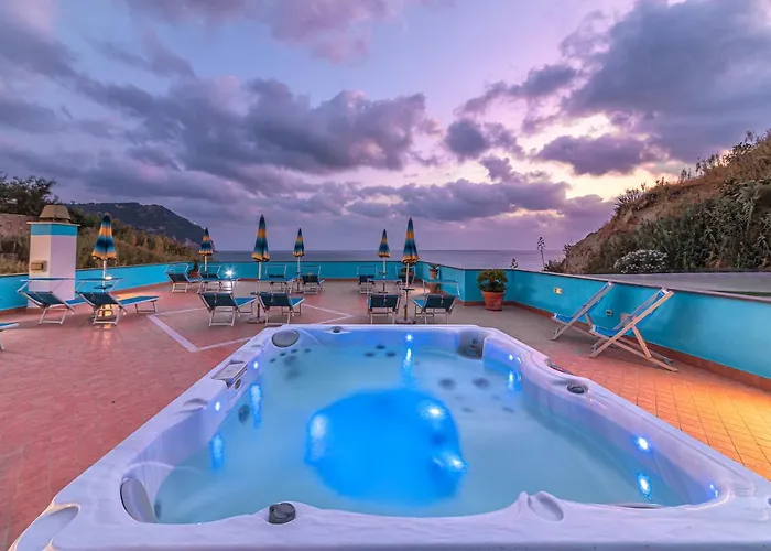 Cava Dell'isola Forio di Ischia