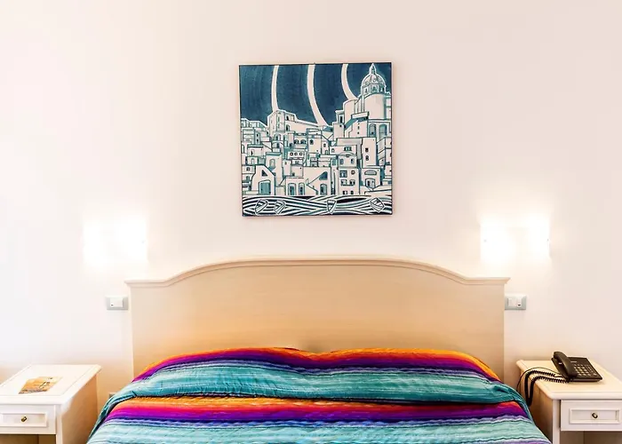 Cava Dell'isola Szálloda