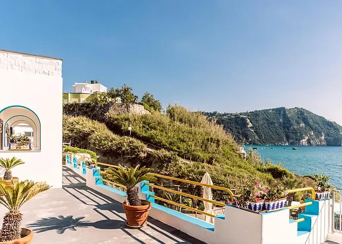 Cava Dell'isola Forio di Ischia