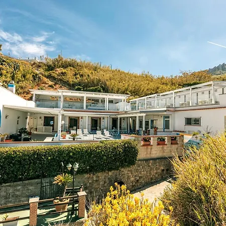 Cava Dell'isola 3*