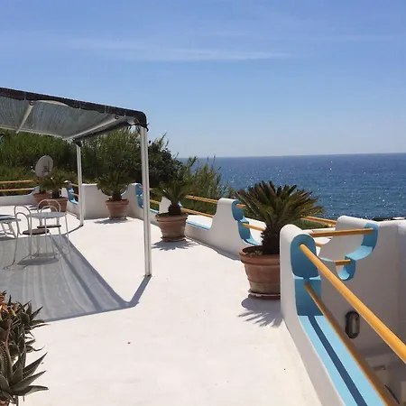 Cava Dell'isola Hotel