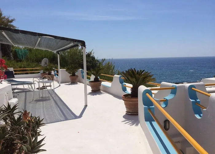 Cava Dell'isola Hotel